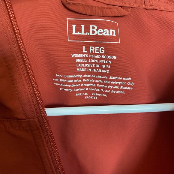 LL Bean Anorak Rain Jacket - Picture 2 of 3